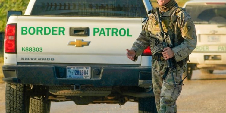 Patrulla Fronteriza de EE.UU. incauta suficiente fentanilo para matar a toda la población del país