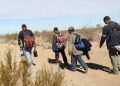 Patrulla fronteriza identifica a 204 guatemaltecos entre más de 2 mil 500 migrantes detenidos en Texas