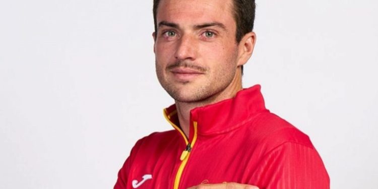 Pedro Martínez sustituye a Pablo Carreño en el equipo español de Copa Davis