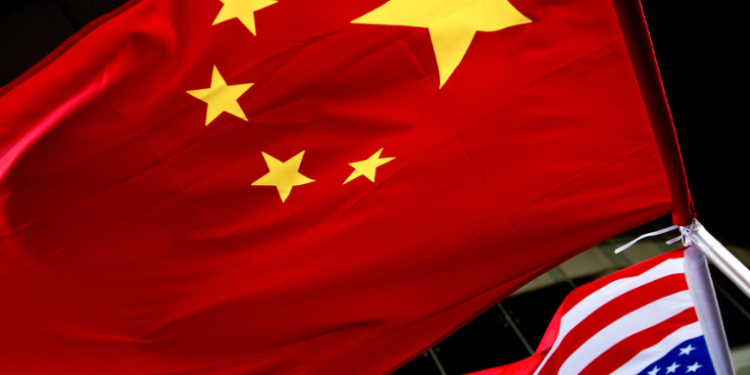 Pekín pide a EE.UU. considerar cuidadosamente, la prohibición de inversiones en tecnología china