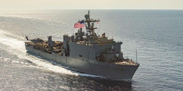Pekin y Washington realizan maniobras militares