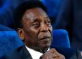 Pelé recibe el alta médica y seguirá tratamiento por tumor de colon