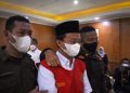Pena de muerte para un maestro en Indonesia que violó a 13 estudiantes