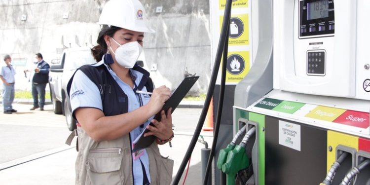 Personal de la Diaco inició verificación de inventarios para que gasolineras apliquen subsidio a producto existente