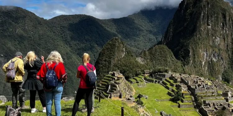 Perú: acuerdo pone fin a protestas en Machu Picchu