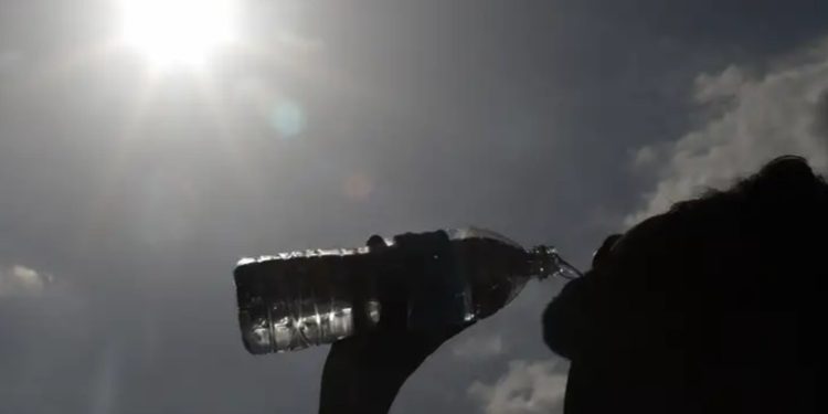 Perú emite alerta epidemiológica por altas temperaturas