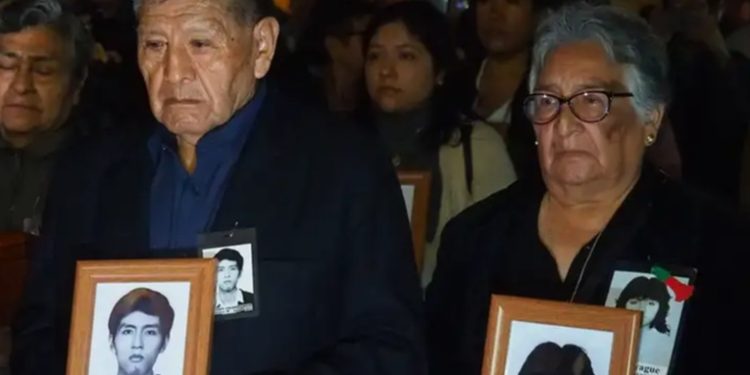 Perú ordena reparación para afectados por violencia interna
