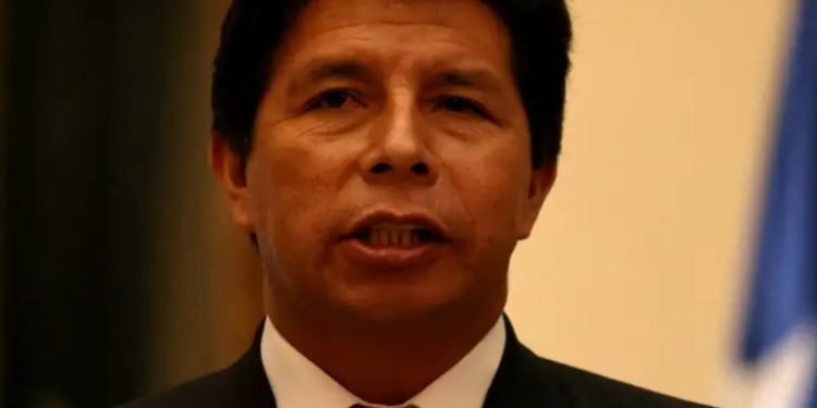 Perú: ordenan inicio del juicio contra Castillo por golpe