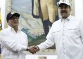 Petro aboga ante Maduro por la paz política en Venezuela