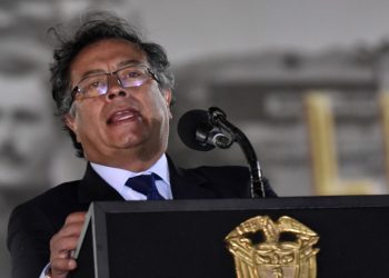 Petro acusa a JP Morgan de acorralamiento financiero a Colombia por esta razón
