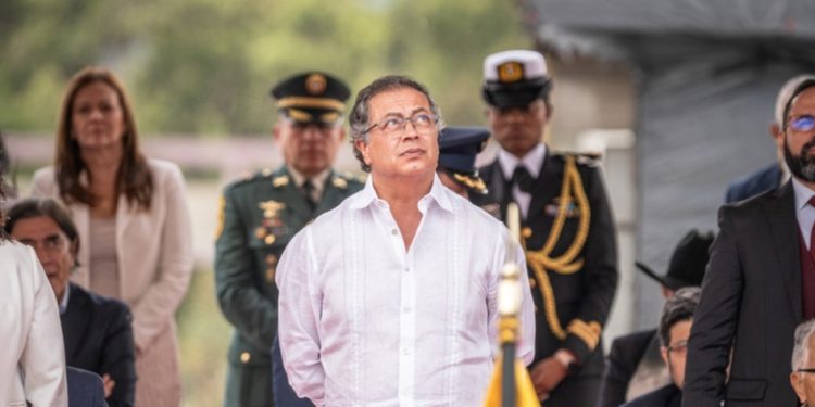 Petro anuncia cambios tácticos en las Fuerzas Armadas para combatir a quienes no quieren la paz