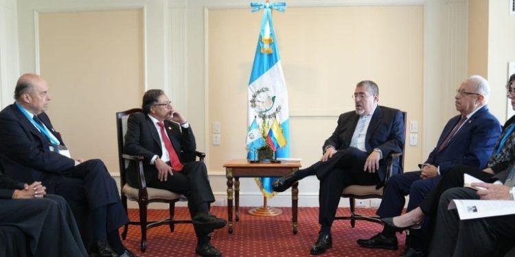 Petro desde Guatemala: La Fiscalía ha sido orquestadora de un golpe de Estado