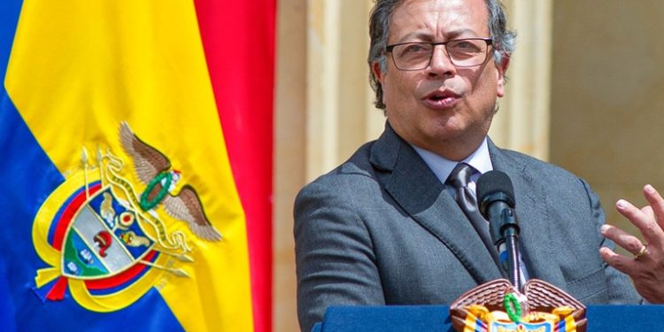 Petro propone a la coalición oficialista consolidar un único partido para las elecciones de 2026