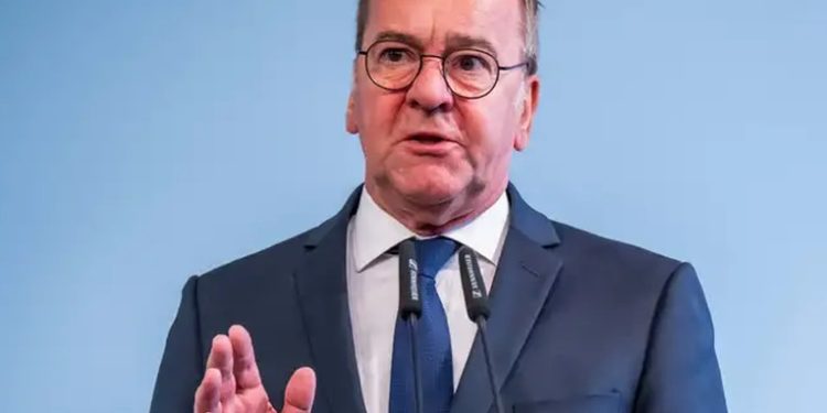 Pistorius: país que entrega armas a Ucrania decide su uso