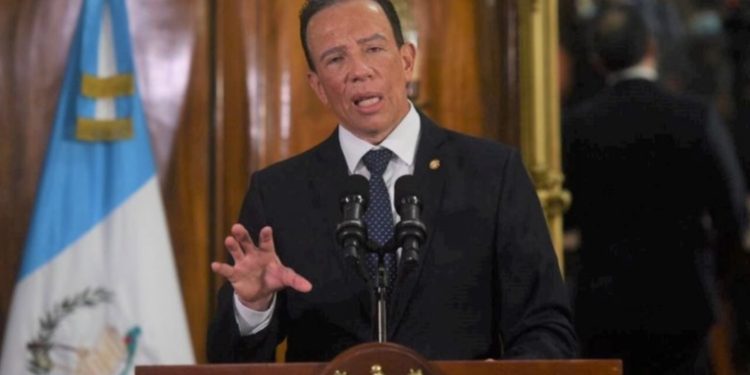 Plan de austeridad de gobierno buscarí­a un ahorro de mil millones de quetzales