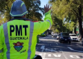 PMT retira obstáculos de vías públicas en zonas capitalinas para eliminar cobros ilegales de parqueo