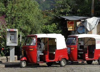 PNC aclara que restricción a tuc tucs en rutas CA no se aplicará y estudia alternativas