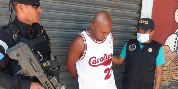 PNC captura en Escuintla a pandillero salvadoreño acusado en su país de asesinar a un policía