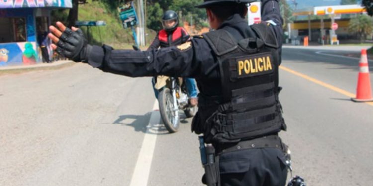 PNC implementará seguridad interna y externa en escuelas públicas