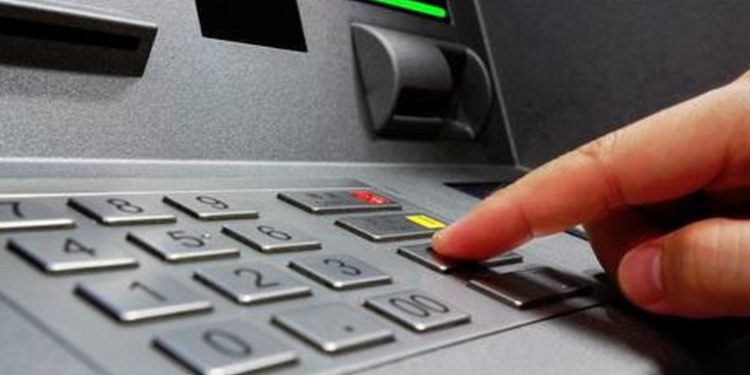 PNC recomienda a la población precaución en el uso de cajeros automáticos