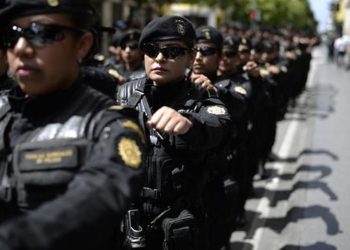 PNC será equipada con 10 mil nuevas armas; Ministerio de Gobernación inicia proceso de compra