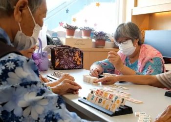 Población de China disminuye en 2024 por tercer año seguido