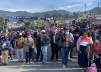Pobladores de Nahualá bloquean cuatro carriles de ruta Interamericana como medida de protesta