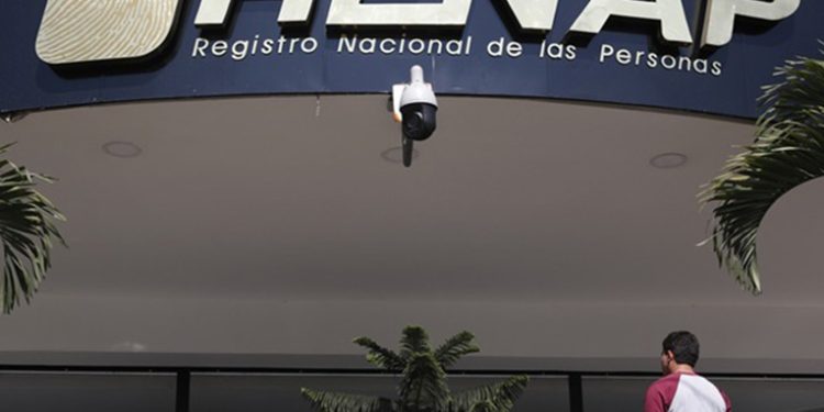 Poca agilidad para atender a la población por parte del RENAP es manifestada