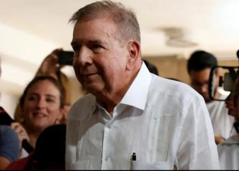 Podemos y PP critican asilo en España de González Urrutia