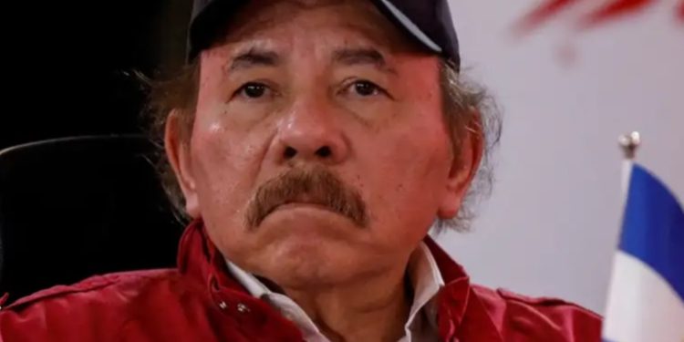 Policía impide salir de casa a exjefe sandinista: Nicaragua