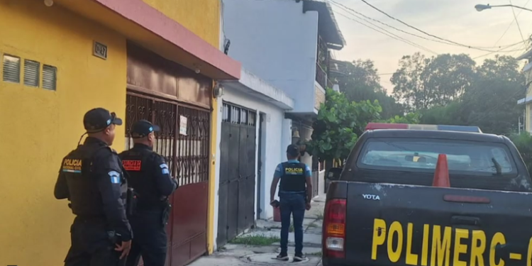 Policía y MP realizan allanamientos por robo de vehículo en Casa Presidencial