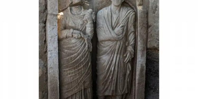 Pompeya: descubren tumba de esposos congelados en el tiempo