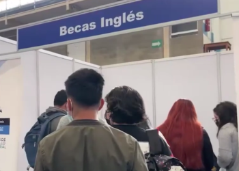 Pondrán a disposición 20 mil becas para jóvenes que deseen estudiar Inglés y enfermerí­a