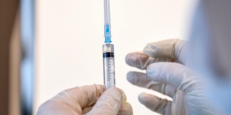 Ponen fecha a las pruebas clínicas de la vacuna rusa contra el cáncer