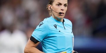 Por primera vez en la historia una mujer arbitrará un partido en un Mundial