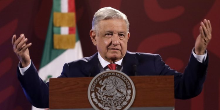 Por qué López Obrador se declara 'anti-TikTok' y qué propone para sustituirlo
