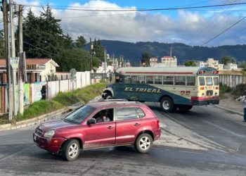 Por tercer dí­a consecutivo transportistas de carga pesada realizan bloqueos en carreteras del paí­s