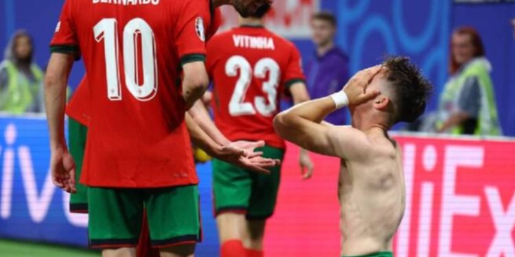 Portugal 2-1 República Checa: del relámpago de Provod al trueno de Conceiçao