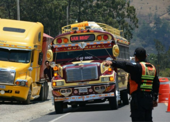 Postergan a un año el pago del seguro obligatorio anual que deben contratar los transportistas de pasajeros