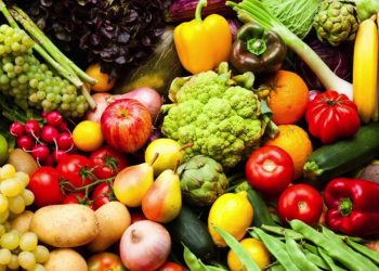Precios de carne de verduras, frutas y pollo continúan en aumento según comerciantes