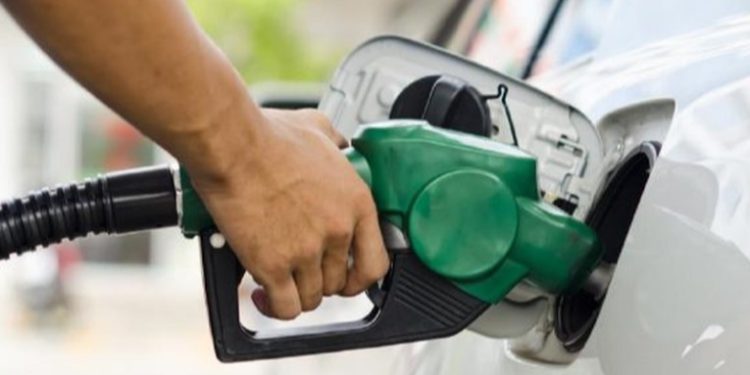 Precios de combustibles continuarán aumentando