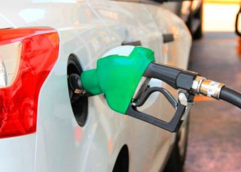Precios de los combustibles continúan a la baja en el paí­s por cuarta semana consecutiva