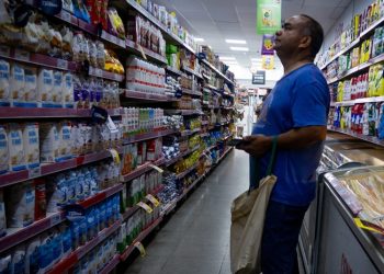 'Precios Diferenciados': el programa de 20 productos que acordó Milei para contrarrestar la inflación