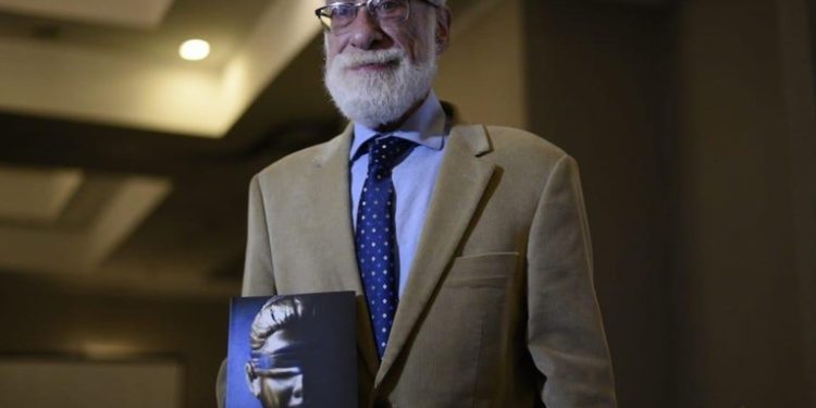 Presentan libroÂ â€œLa CICIG, Â¿Experimento o conspiraciónâ€, del escritor Carlos Sabino