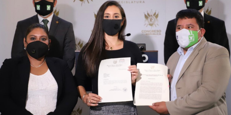 Presentan iniciativa de ley para apoyar a las personas que han quedado sin empleo a causa de la pandemia