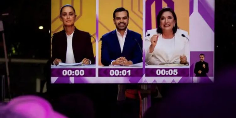 Presidenciables de México se enfrentan en primer debate