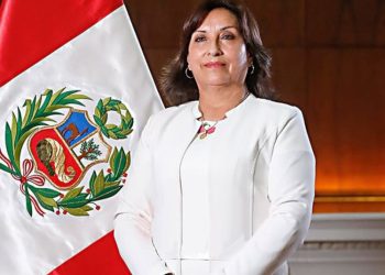 Presidenta de Perú, Dina Boluarte, aboga por la salida de la Fiscal General Patricia Benavides