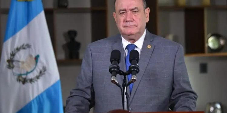 Presidente Alejandro Giammattei dará a conocer esta tarde nombre del próximo fiscal general