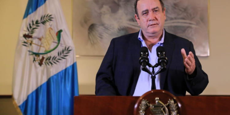 Presidente Alejandro Giammattei envía sus condolencias por el fallecimiento del Prícipe Felipe.