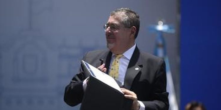 Presidente Arévalo dice que no descansará hasta lograr la destitución de la fiscal general